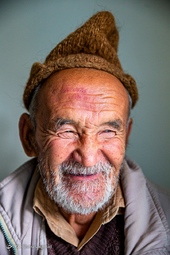 روستای «دویدوخ» در استان خراسان شمالی، خواستگاه یکی از انواع نفیس‌ترین فرش‌های ایرانی است
