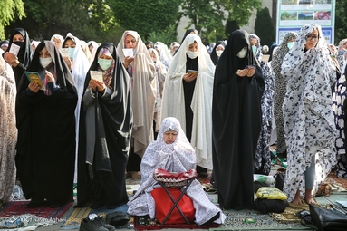 اقامه نماز عید سعید فطر - دانشگاه تهران