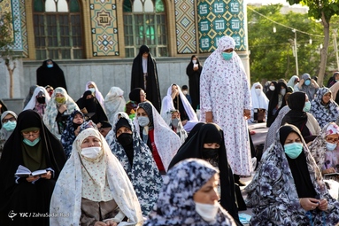 اقامه نماز عید سعید فطر - امامزاده پنج تن (ع) لویزان