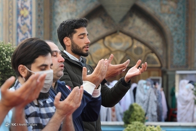 اقامه نماز عید سعید فطر - امامزاده صالح (ع)