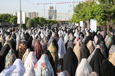 اقامه نماز عید سعید فطر -  قزوین