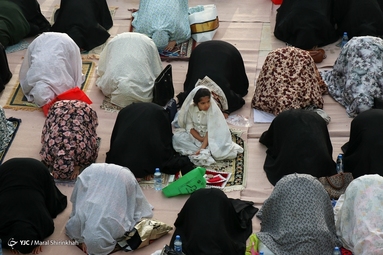 اقامه نماز عید سعید فطر - جزیره کیش