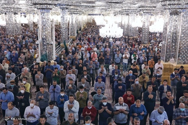 اقامه نماز عید سعید فطر - حرم مطهر رضوی