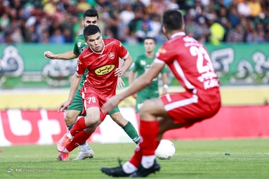 لیگ برتر فوتبال/ ذوب آهن ۱ - پرسپولیس ۱