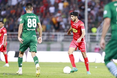 لیگ برتر فوتبال/ ذوب آهن ۱ - پرسپولیس ۱