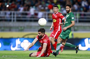 لیگ برتر فوتبال/ ذوب آهن ۱ - پرسپولیس ۱