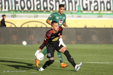 لیگ برتر فوتبال/ ذوب آهن ۱ - پرسپولیس ۱