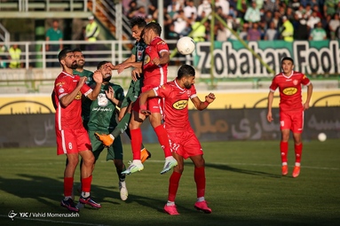 لیگ برتر فوتبال/ ذوب آهن ۱ - پرسپولیس ۱