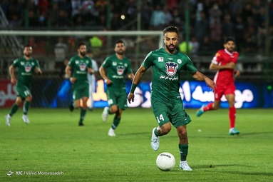 لیگ برتر فوتبال/ ذوب آهن ۱ - پرسپولیس ۱