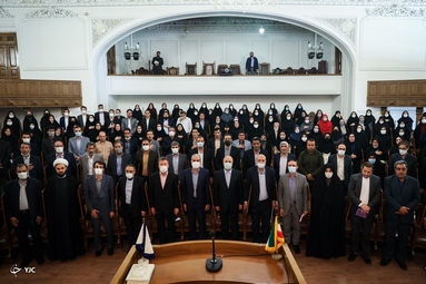 دیدار جمعی از معلمان و فرهنگیان با رئیس مجلس شورای اسلامی