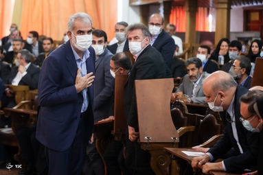 دیدار جمعی از معلمان و فرهنگیان با رئیس مجلس شورای اسلامی