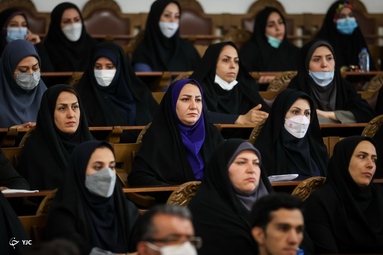دیدار جمعی از معلمان و فرهنگیان با رئیس مجلس شورای اسلامی