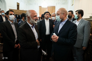 دیدار جمعی از معلمان و فرهنگیان با رئیس مجلس شورای اسلامی