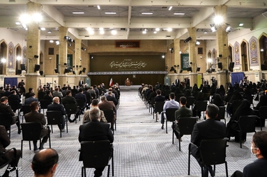 دیدار جمعی از معلمان با رهبر انقلاب