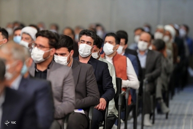 دیدار جمعی از معلمان با رهبر انقلاب