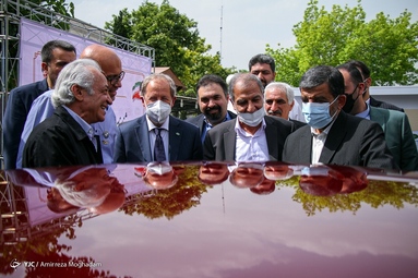 مراسم رونمایی از شناسنامه بین المللی خودرو ایرانی