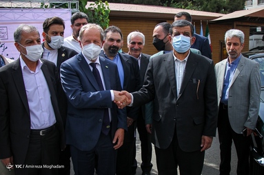مراسم رونمایی از شناسنامه بین المللی خودرو ایرانی