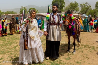 بزم هزار رنگ بختیاری