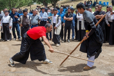 بزم هزار رنگ بختیاری