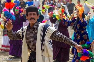 بزم هزار رنگ بختیاری