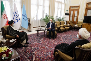 نشست سران قوا به میزبانی رئیس مجلس