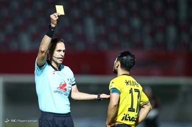 لیگ برتر فوتبال/ پرسپولیس ۱ - سپاهان ۲