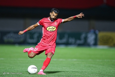 لیگ برتر فوتبال/ پرسپولیس ۱ - سپاهان ۲