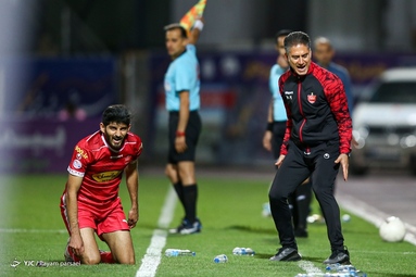 لیگ برتر فوتبال/ پرسپولیس ۱ - سپاهان ۲
