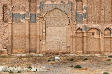 گنبد سلطانیه آرامگاه سلطان محمد خدابنده، حدود هفتصد سال قبل در سلطانیه، حاشیه شهر زنجان کنونی ساخته شده است