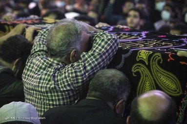 مراسم وداع با پیکر آیت‌الله فاطمی‌نیا