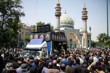 مراسم تشییع پیکر استاد اخلاق آیت الله فاطمی نیا - دانشگاه تهران