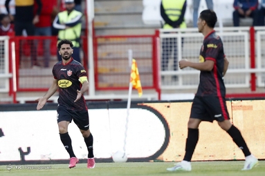 لیگ برتر فوتبال/ تراکتور ۰ - پرسپولیس ۰