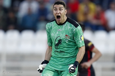 لیگ برتر فوتبال/ تراکتور ۰ - پرسپولیس ۰