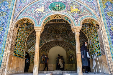 بازدید گردشگران از کاخ گلستان
