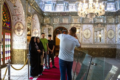 بازدید گردشگران از کاخ گلستان