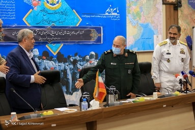 نشست تخصصی بررسی ماموریت‌های نیروی دریایی ارتش