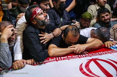 مراسم وداع با پیکر مطهر سردار شهید مدافع حرم «صیاد خدایی» -  معراج الشهدا
