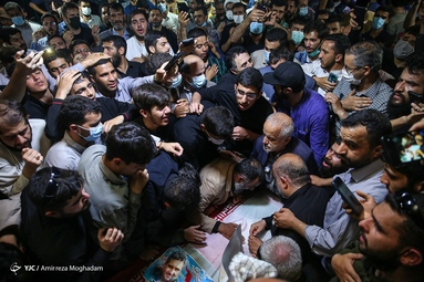 مراسم وداع با پیکر مطهر سردار شهید مدافع حرم «صیاد خدایی» -  معراج الشهدا