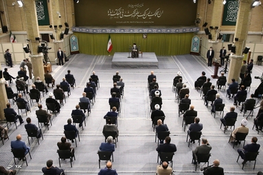 دیدار رهبر انقلاب با نمایندگان مجلس شورای اسلامی
