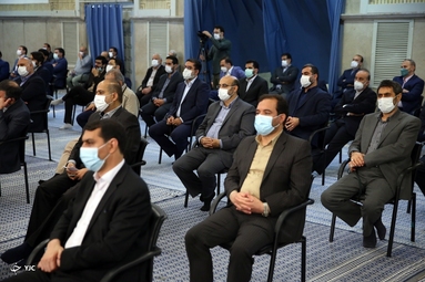 دیدار رهبر انقلاب با نمایندگان مجلس شورای اسلامی