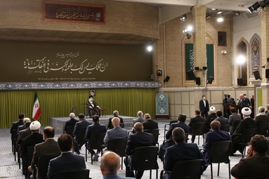 دیدار رهبر انقلاب با نمایندگان مجلس شورای اسلامی