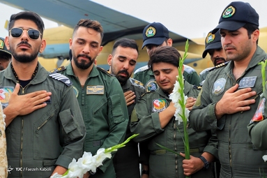 تشییع پیکر شهید خلبان 