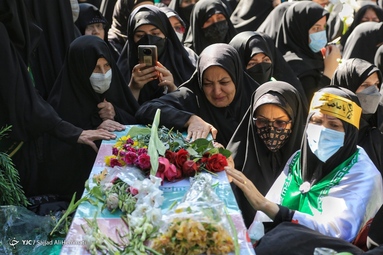 مراسم تشییع و تدفین دو شهید گمنام دانش آموز دفاع مقدس - اردوگاه دانش آموزی شهید باهنر
