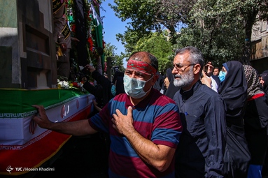تشییع شهید «احسان قدبیگی» شهید صنعت دفاعی - اراک