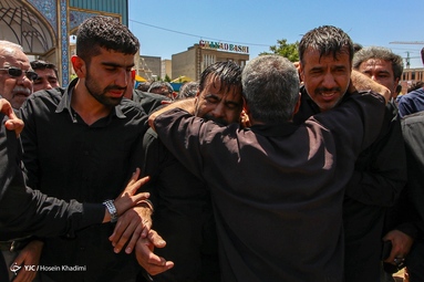 تشییع شهید «احسان قدبیگی» شهید صنعت دفاعی - اراک