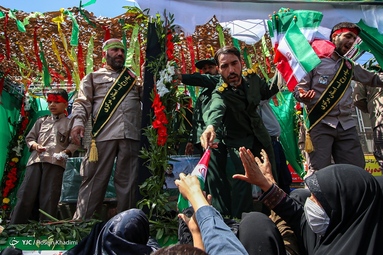 تشییع شهید «احسان قدبیگی» شهید صنعت دفاعی - اراک