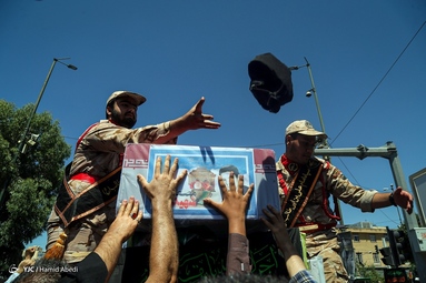 عزاداری شهادت امام جعفر صادق (ع) و تشییع شهید «مصطفی نامور» - قم