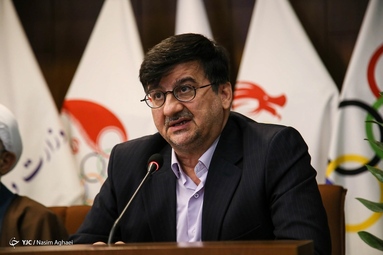 مراسم رونمایی از سردیس چهره‌های ماندگار ورزش ایران