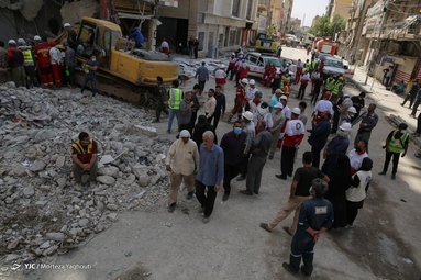متروپل آبادان نهمین روز پس از حادثه
