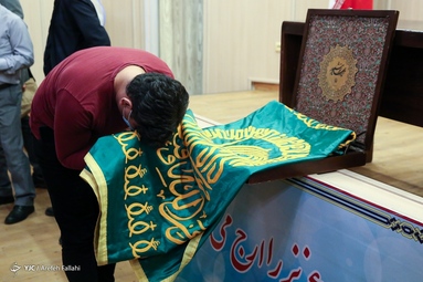 نشست خبری اعلام برنامه‌های کاروان‌های مردمی «زیر سایه خورشید»